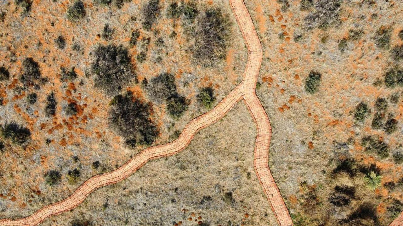 Sweetfontein Boutique Farm Lodge Britstown Bagian luar foto