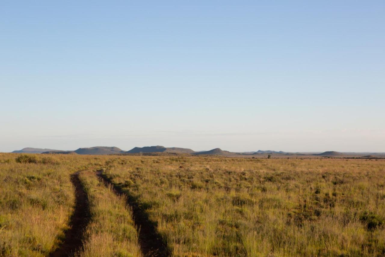 Sweetfontein Boutique Farm Lodge Britstown Bagian luar foto